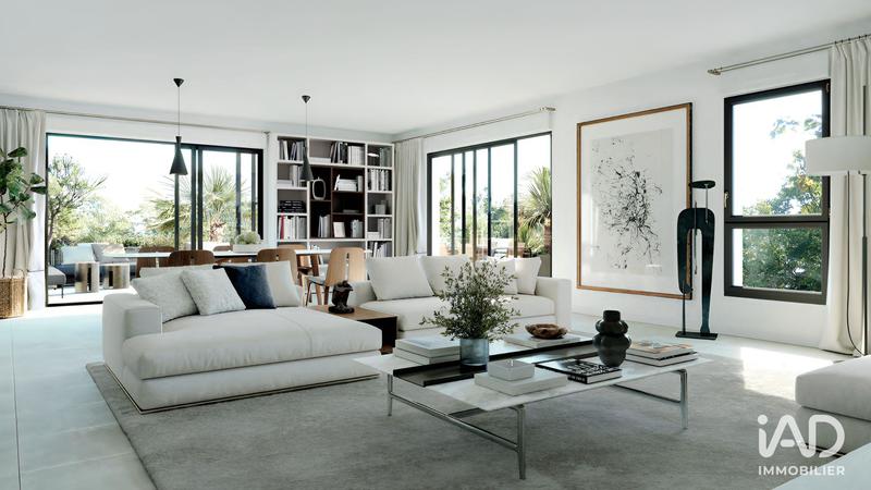 Appartement - 100 m² - 4 pièces