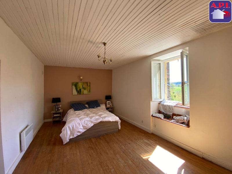 Maison - 108 m² - 7 pièces