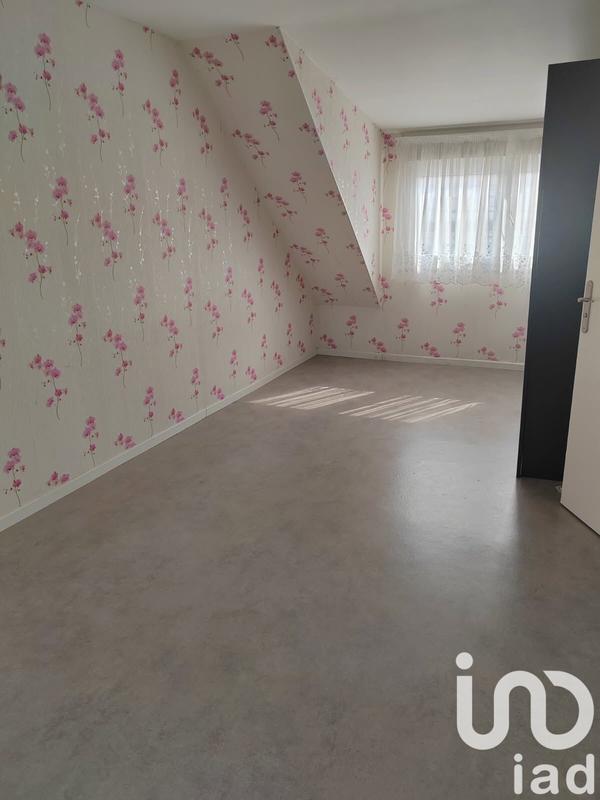 Maison - 137 m² - 7 pièces