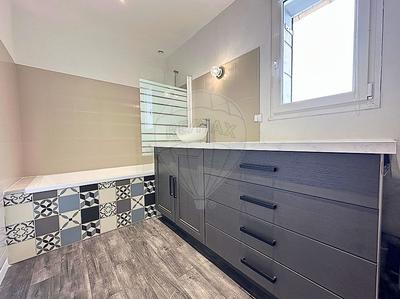 Maison - 108 m² - 4 pièces