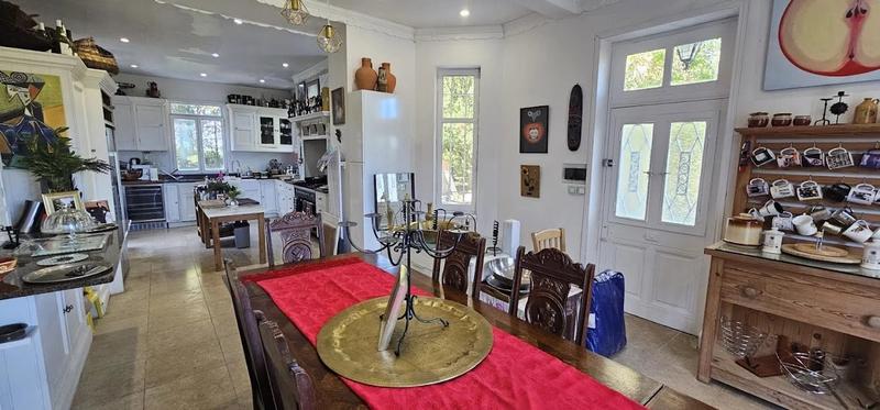 Château - 450 m² - 9 pièces