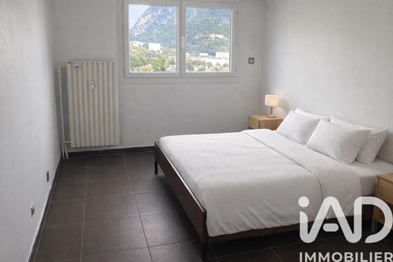 Appartement - 70 m² - 4 pièces