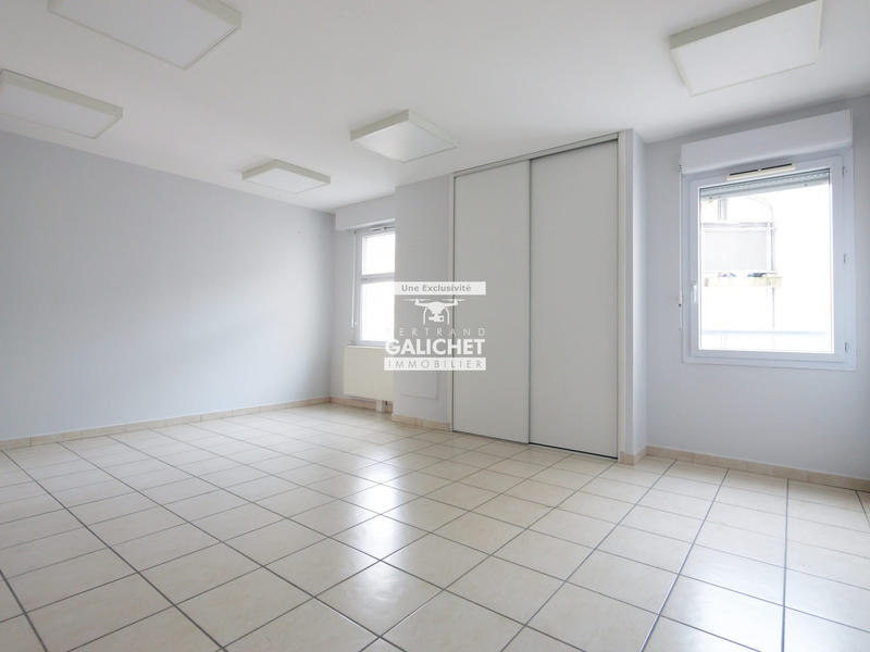 Appartement - 94 m² - 4 pièces