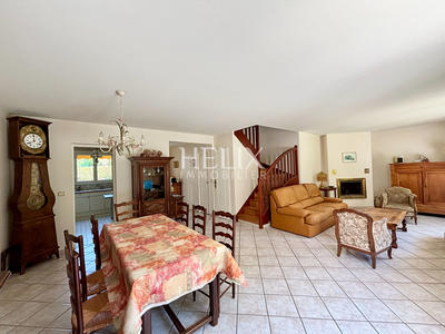 Maison - 145 m² - 7 pièces