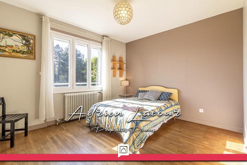 Maison - 98 m² - 6 pièces