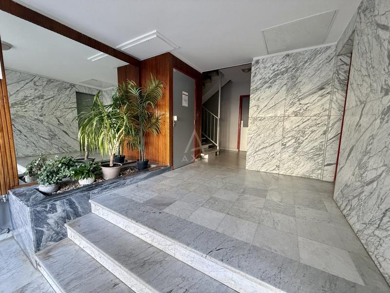 Appartement - 92 m² - 4 pièces