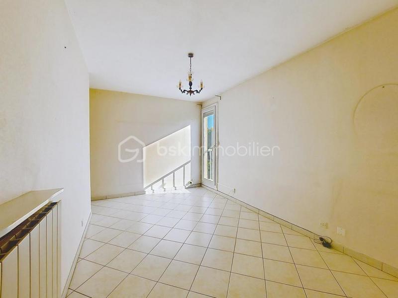 Appartement - 85 m² - 4 pièces