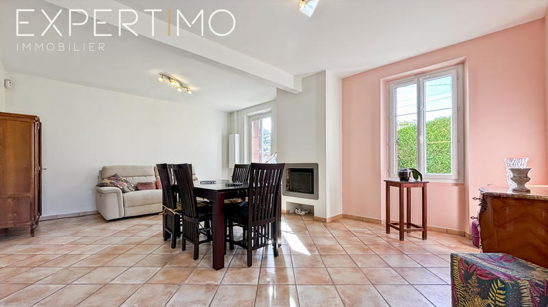 Maison - 120 m² - 5 pièces