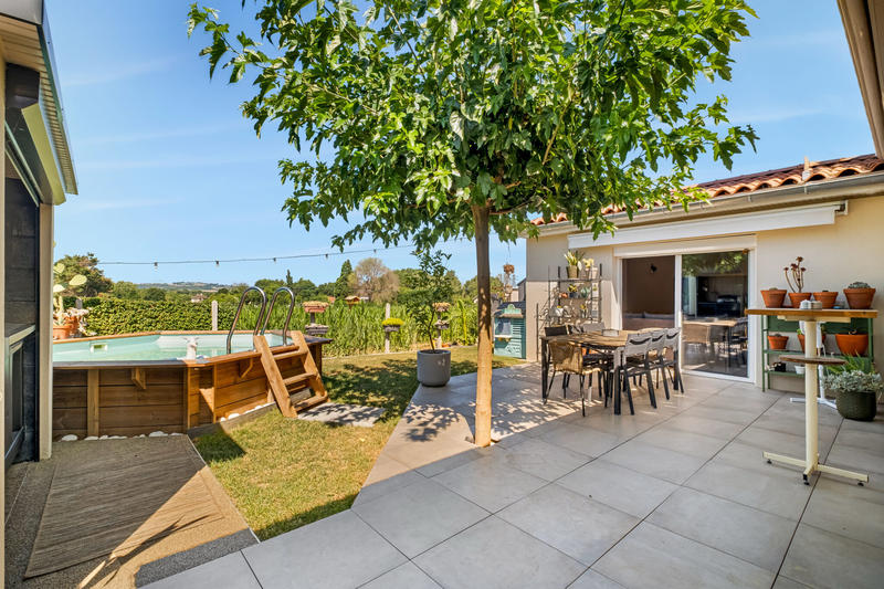 Maison - 92 m² - 4 pièces