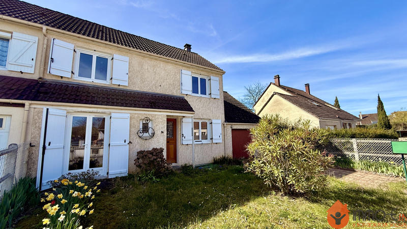 Maison - 106 m² - 6 pièces