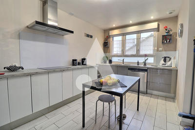 Maison - 100 m² - 6 pièces