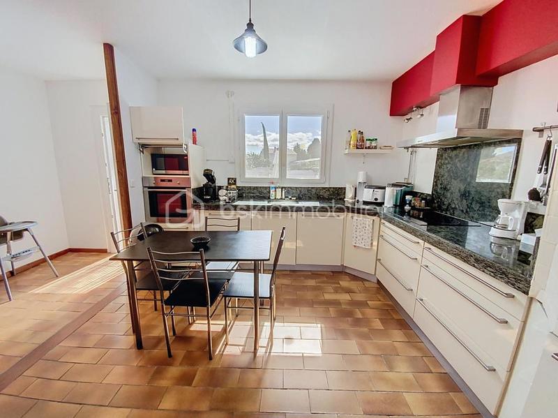 Maison traditionnelle - 176 m² - 7 pièces