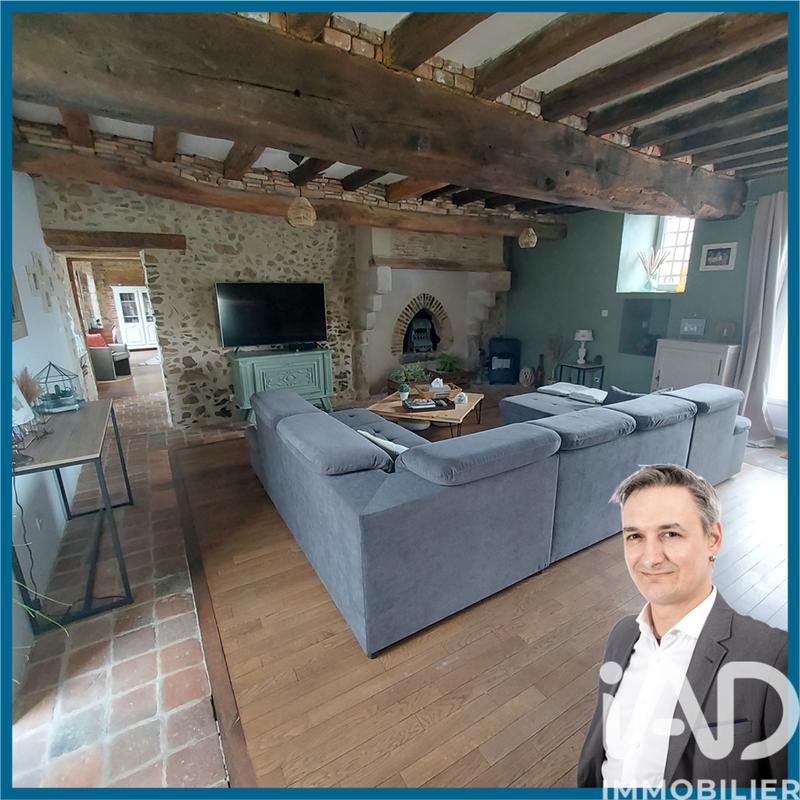 Maison - 236 m² - 10 pièces