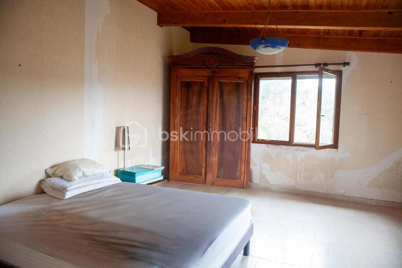 Maison - 151 m² - 7 pièces