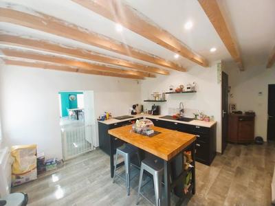 Maison en pierre - 102 m² - 5 pièces