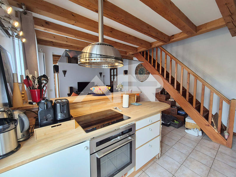 Appartement - 98 m² - 4 pièces