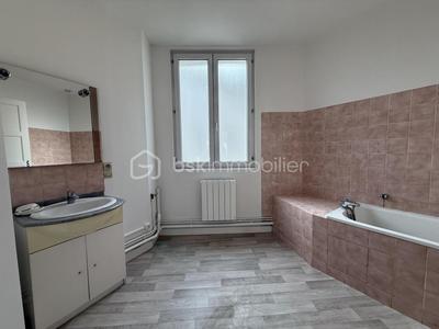 Appartement - 98 m² - 4 pièces