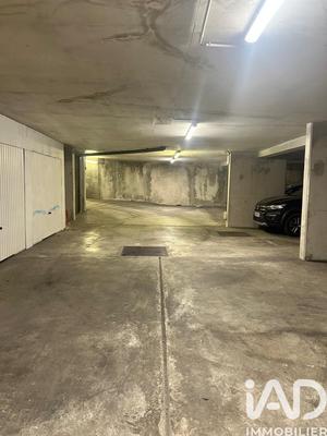 Parking - 11 m²
