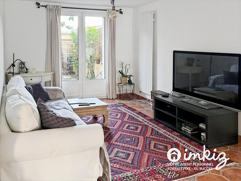 Maison - 228 m² - 8 pièces