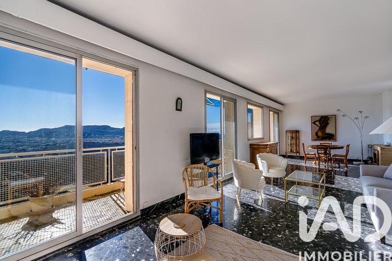 Appartement - 110 m² - 4 pièces