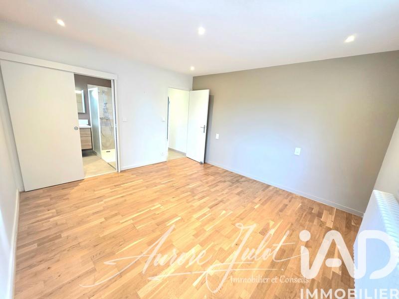 Maison - 199 m² - 6 pièces