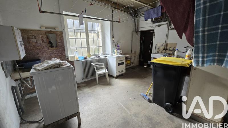 Maison - 200 m² - 8 pièces