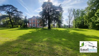 Maison - 250 m² - 7 pièces