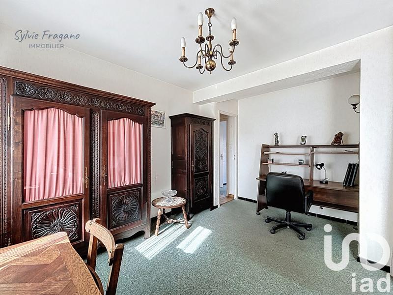 Appartement - 96 m² - 5 pièces