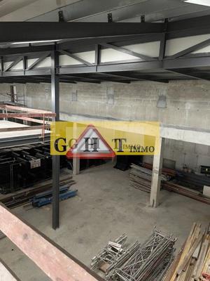 Entrepôt - 1 059 m²
