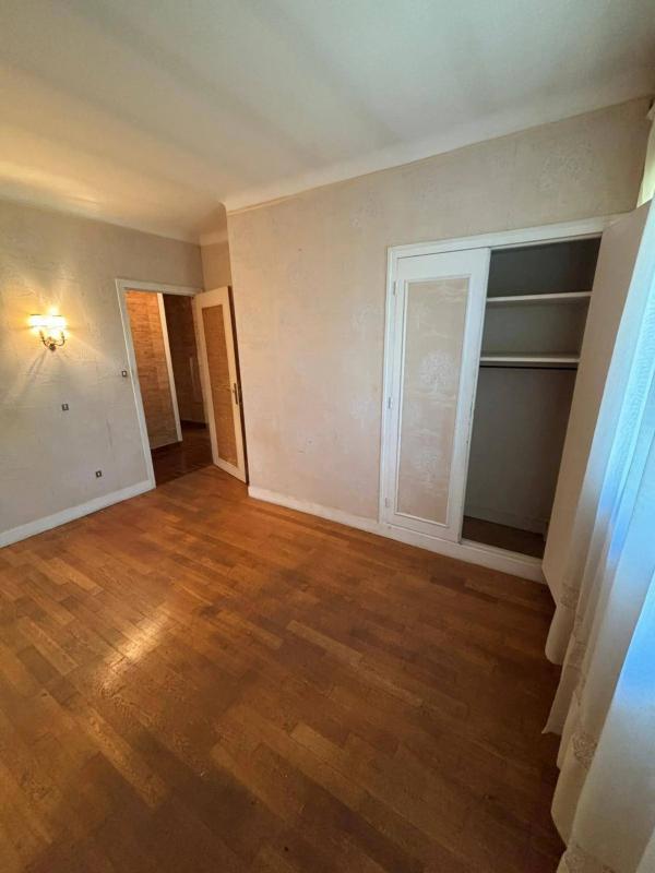 Maison - 186 m² - 6 pièces