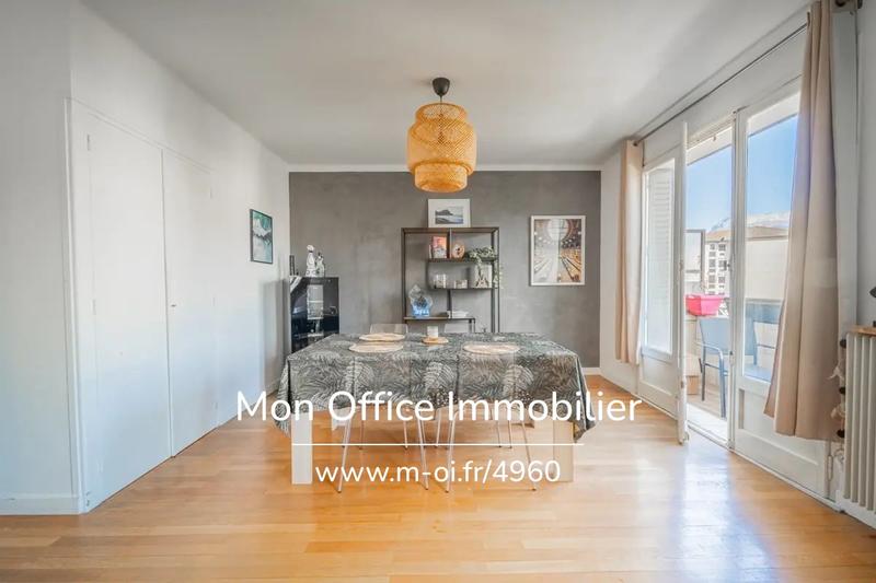 Appartement - 64 m² - 2 pièces