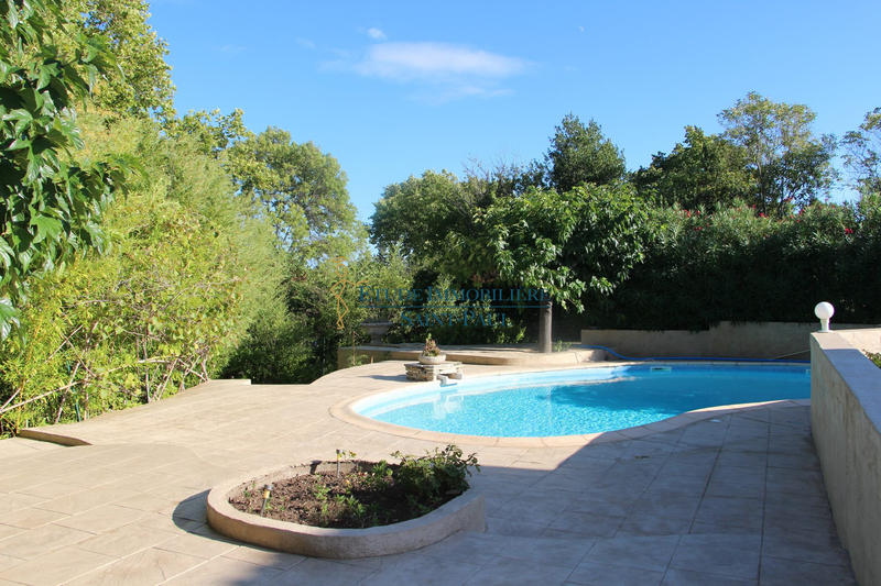 Maison traditionnelle - 135 m² - 5 pièces