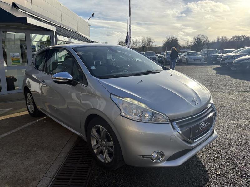 Peugeot 208 1.6l Hdi 90 Cv Allure - Kit Distribution Fait en 2025