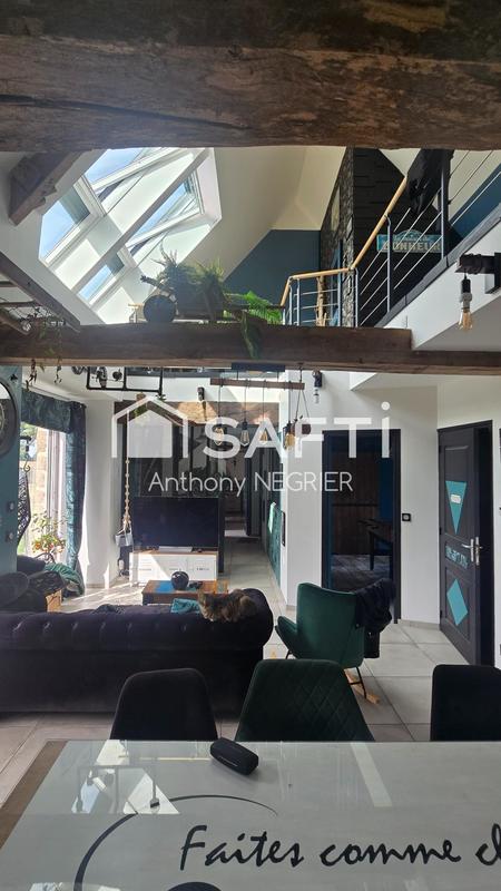 Maison - 163 m² - 6 pièces