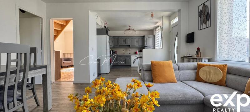 Maison - 105 m² - 6 pièces