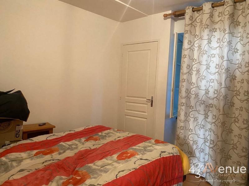 Appartement - 87 m² - 2 pièces