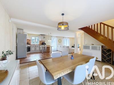 Maison - 148 m² - 6 pièces