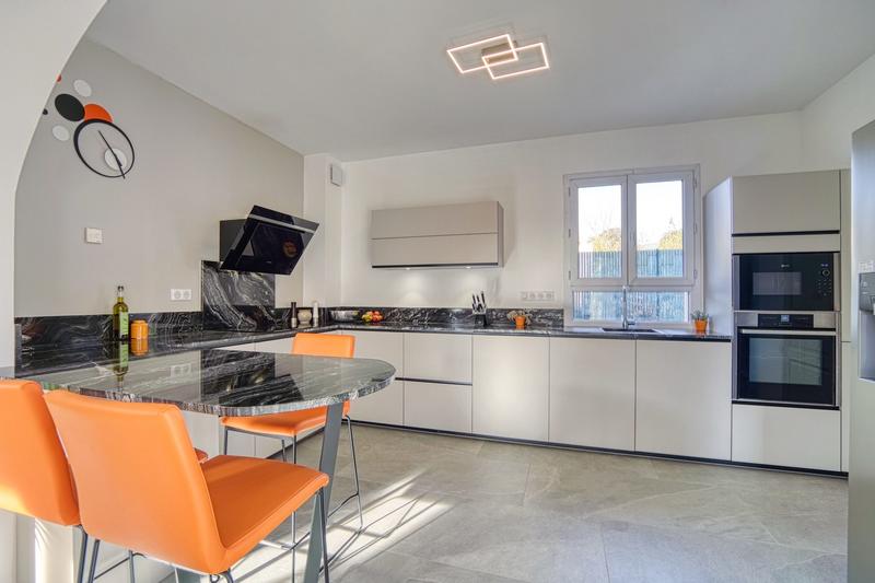 Villa - 156 m² - 6 pièces