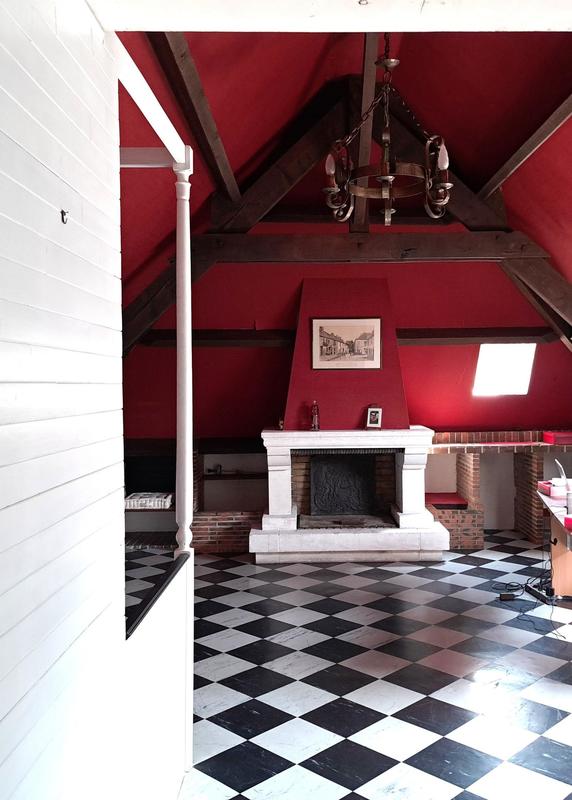 Propriété - 250 m² - 8 pièces