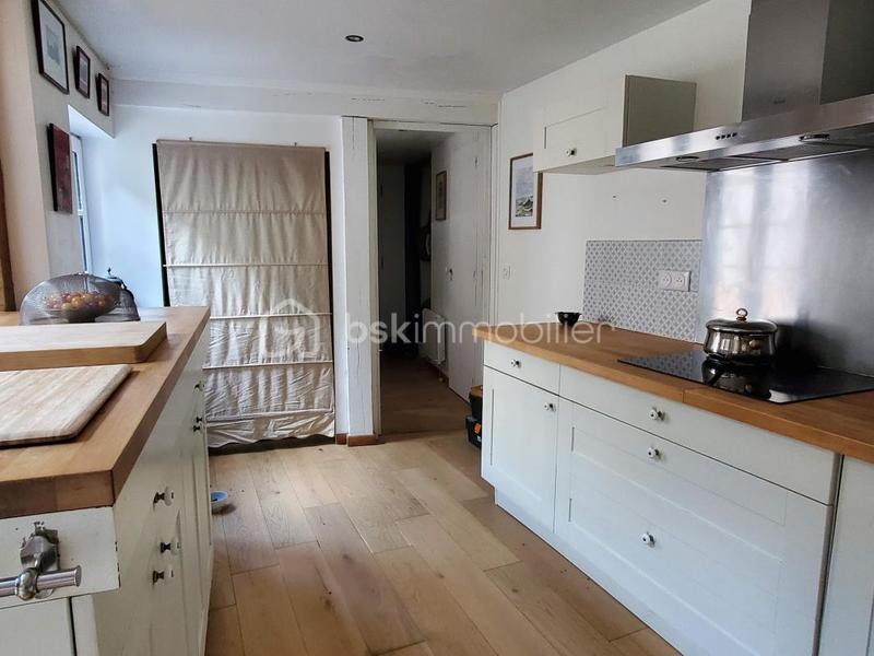 Maison - 150 m² - 7 pièces