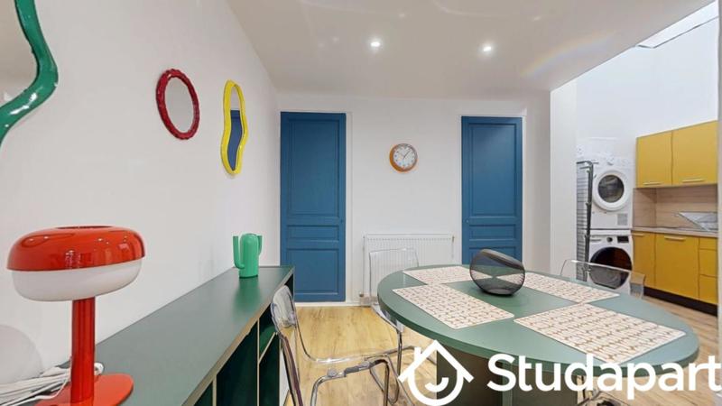 Chambre - 11 m² - 1 pièce