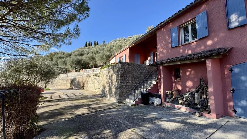 Villa - 149 m² - 4 pièces
