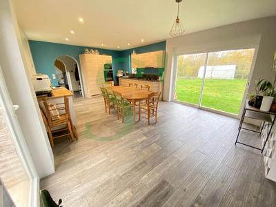 Maison - 150 m² - 7 pièces