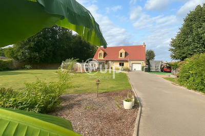 Pavillon - 180 m² - 8 pièces