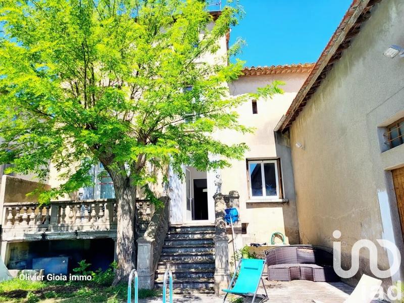 Maison - 275 m² - 11 pièces