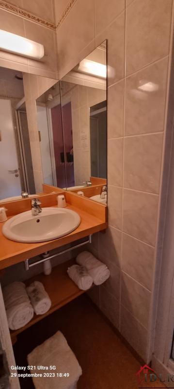 Local commercial - 895 m²