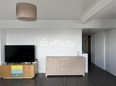 Appartement - 81 m² - 4 pièces