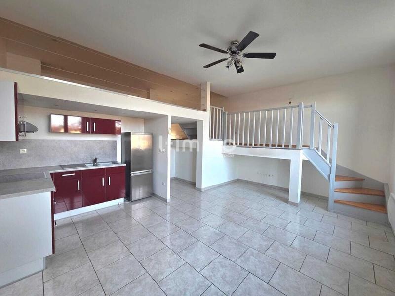 Appartement - 65 m² - 2 pièces