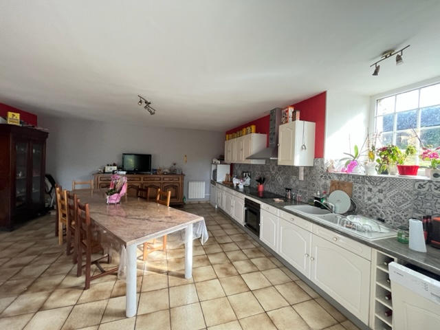 Maison - 190 m² - 7 pièces