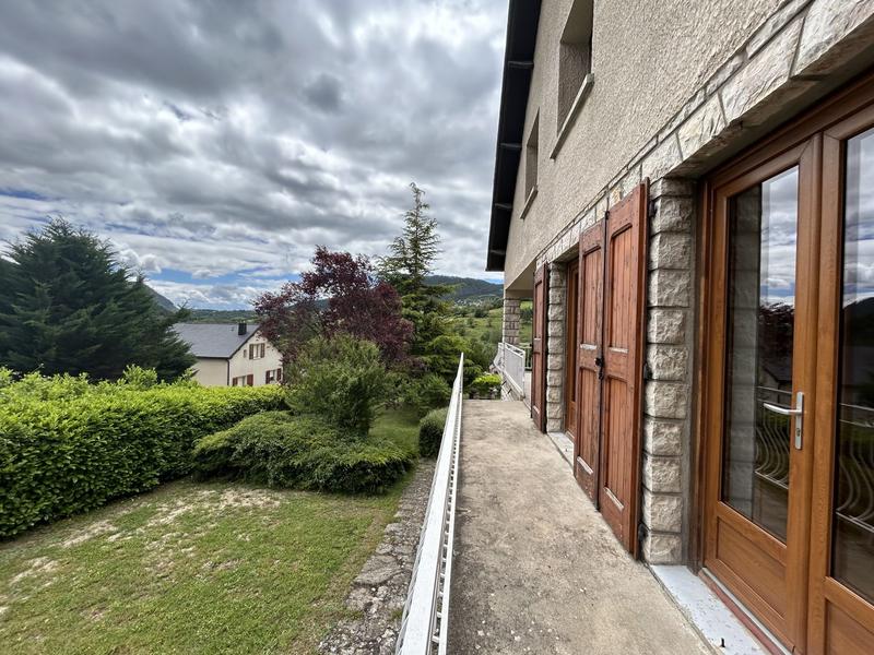 Appartement - 134 m² - 5 pièces